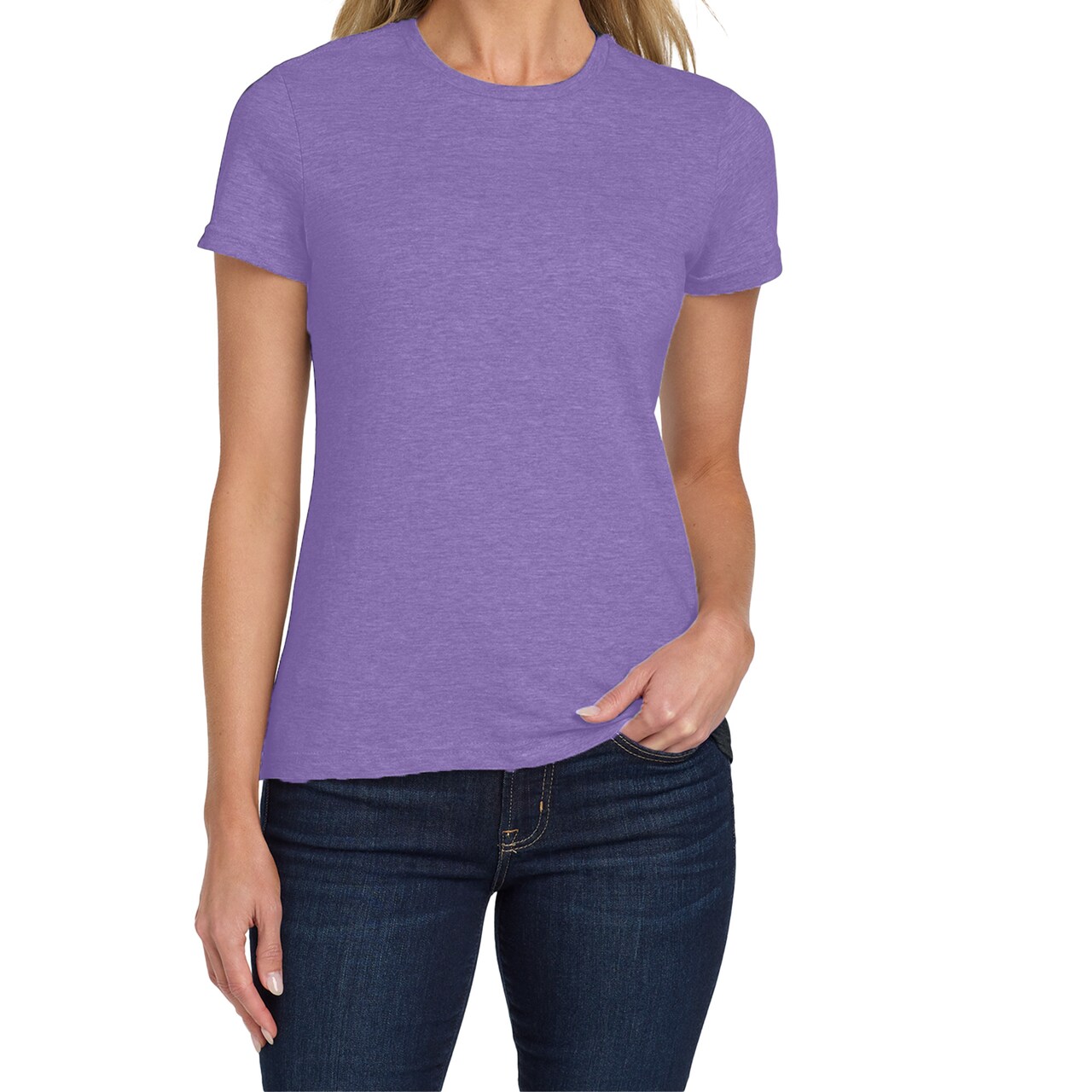 Gildan Women’s T-Shirt Softstyle, Crewneck Tee for Crafting Blanks Canvas for Paint Ready